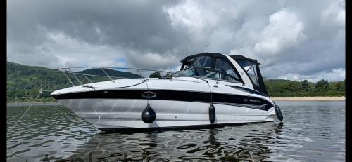 Crownline 270CR opinia i specyfikacje